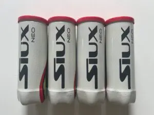 SIUX NEO Padel ballen - 12 ballen ( 4 blikken met 3 ballen)